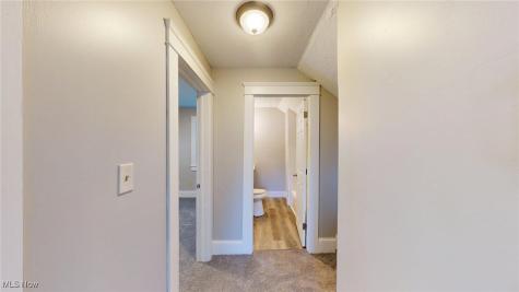 3043 W 105th Street Cleveland OH 44111