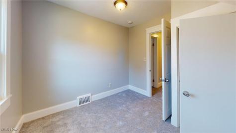 3043 W 105th Street Cleveland OH 44111