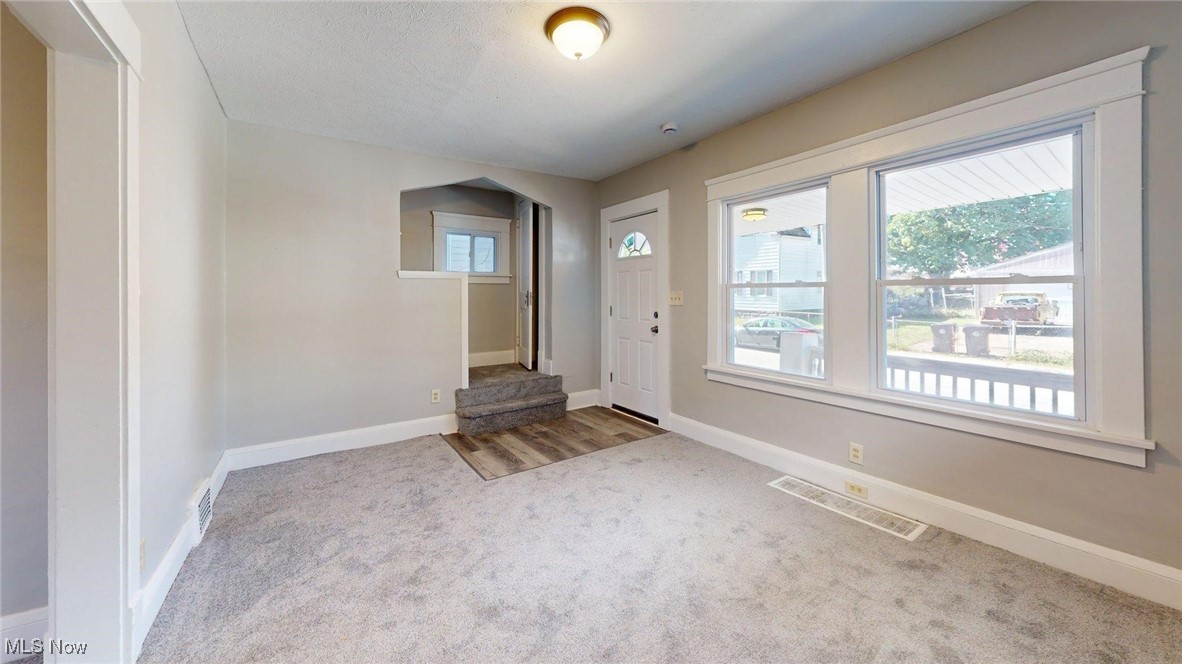 3043 W 105th Street Cleveland OH 44111