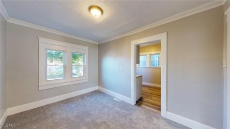 3043 W 105th Street Cleveland OH 44111
