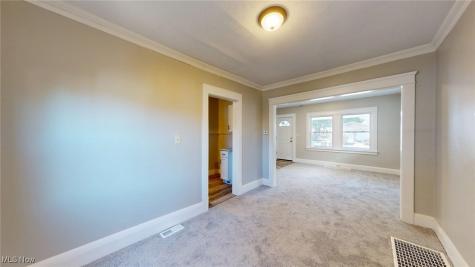 3043 W 105th Street Cleveland OH 44111
