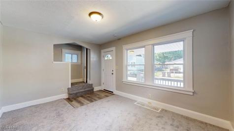 3043 W 105th Street Cleveland OH 44111