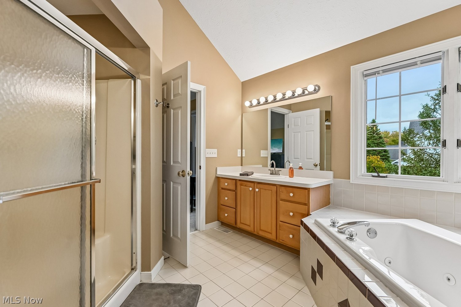470 Walnut Ridge Trail Aurora OH 44202