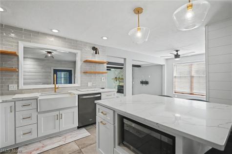 20060 Parkview Avenue Rocky River OH 44116