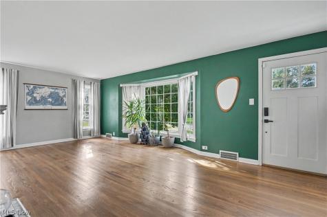 20060 Parkview Avenue Rocky River OH 44116