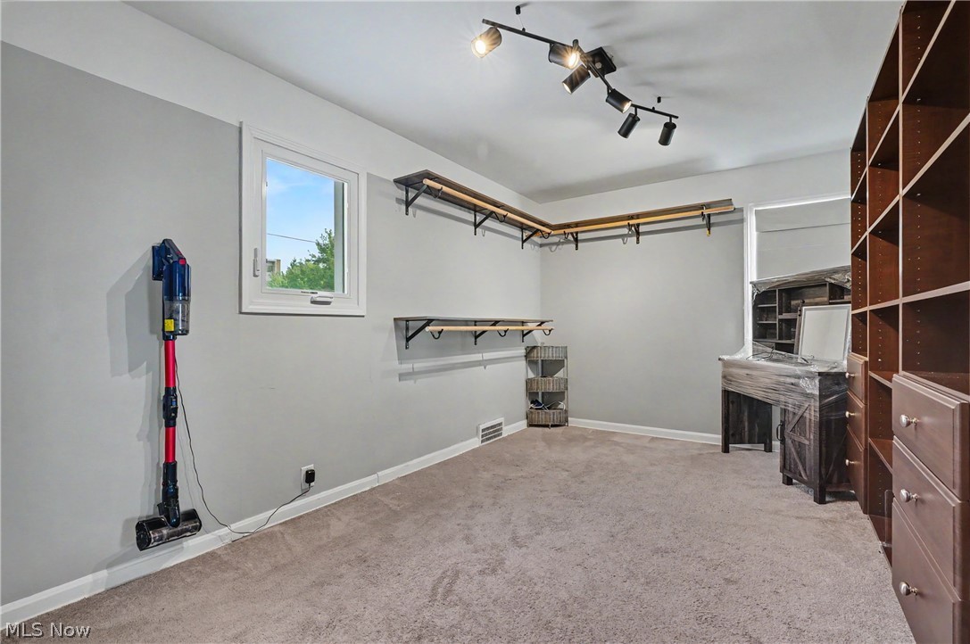 20060 Parkview Avenue Rocky River OH 44116