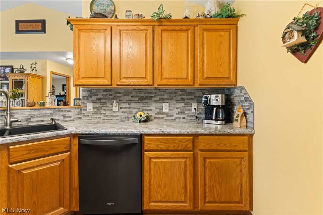 3050 Bronze Road NW Carrollton OH 44615