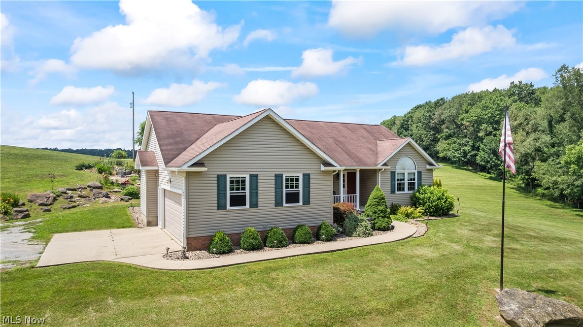 3050 Bronze Road NW Carrollton OH 44615