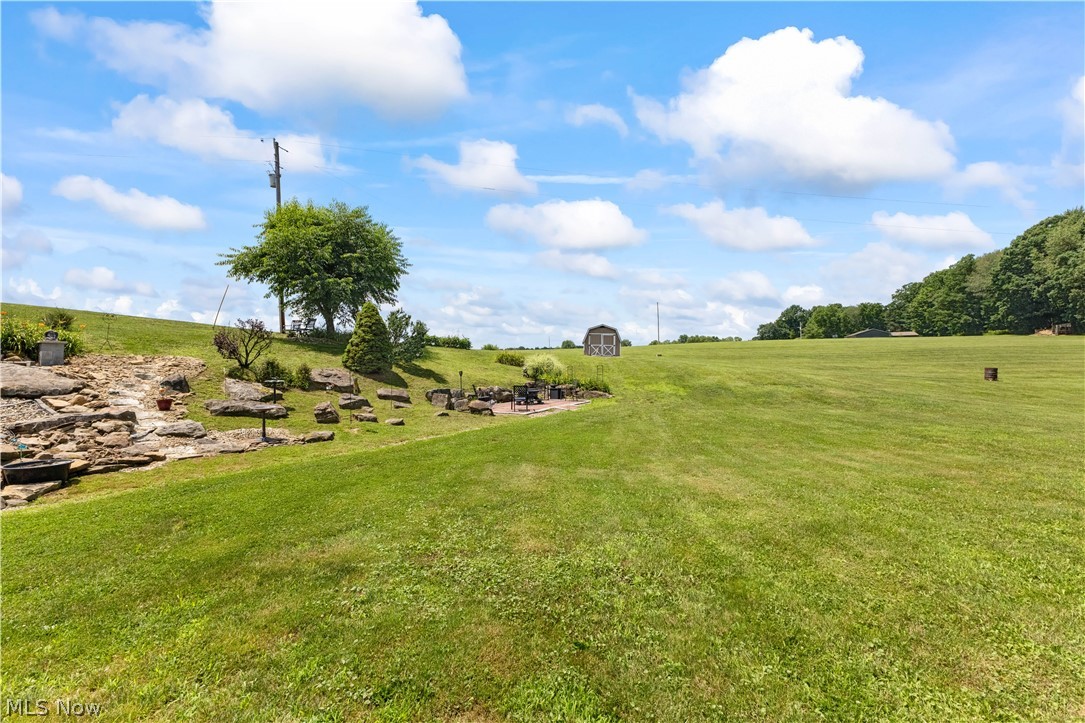 3050 Bronze Road NW Carrollton OH 44615