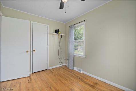 2583 E 38th Street Lorain OH 44055