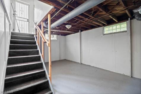 2583 E 38th Street Lorain OH 44055