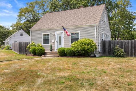 2583 E 38th Street Lorain OH 44055