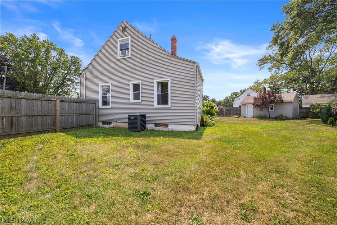 2583 E 38th Street Lorain OH 44055