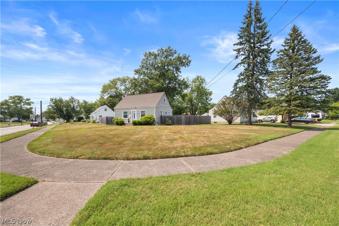 2583 E 38th Street Lorain OH 44055