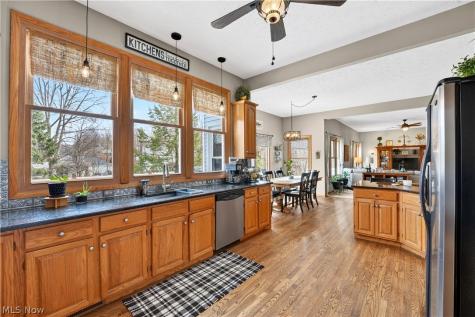 7582 Wilton Lane North Royalton OH 44133