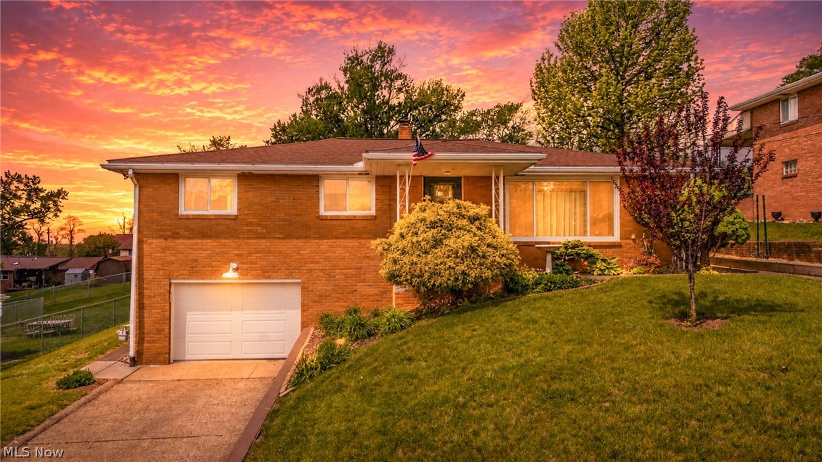 127 Marion Place Steubenville OH 43953