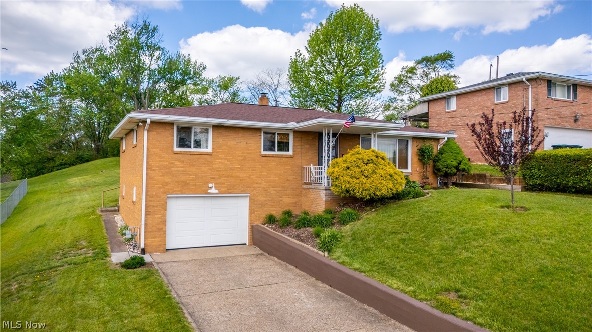 127 Marion Place Steubenville OH 43953