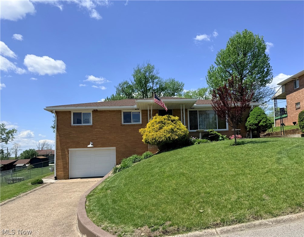 127 Marion Place Steubenville OH 43953