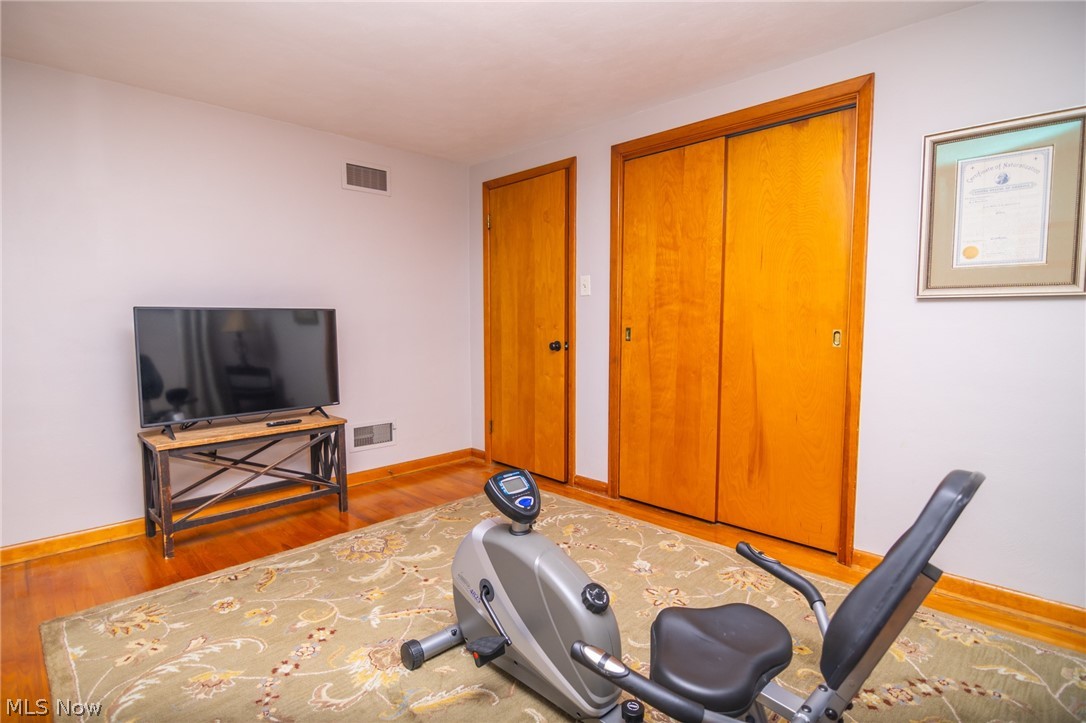 127 Marion Place Steubenville OH 43953