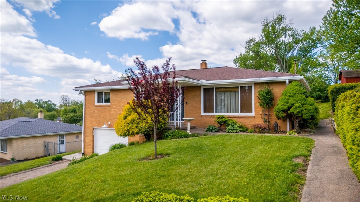 127 Marion Place Steubenville OH 43953