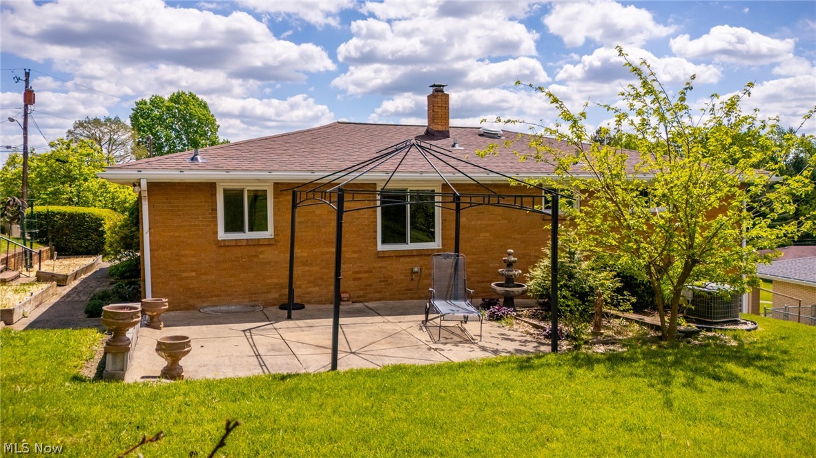 127 Marion Place Steubenville OH 43953