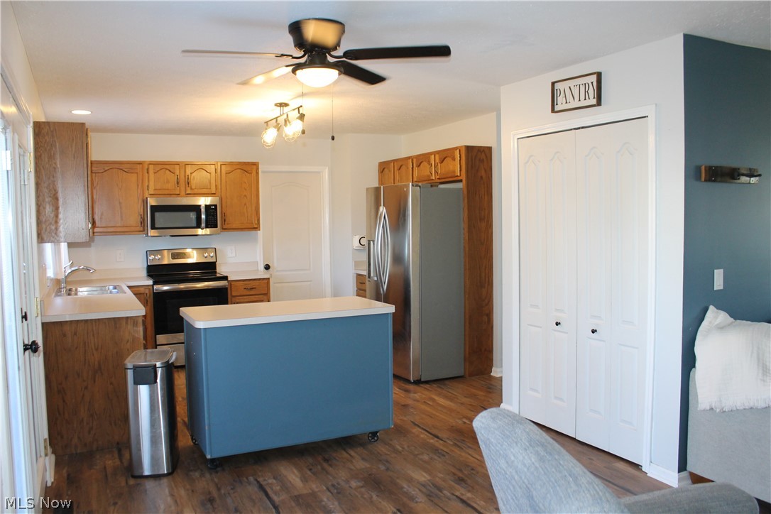 1086 Middlefield Trail Brunswick OH 44212