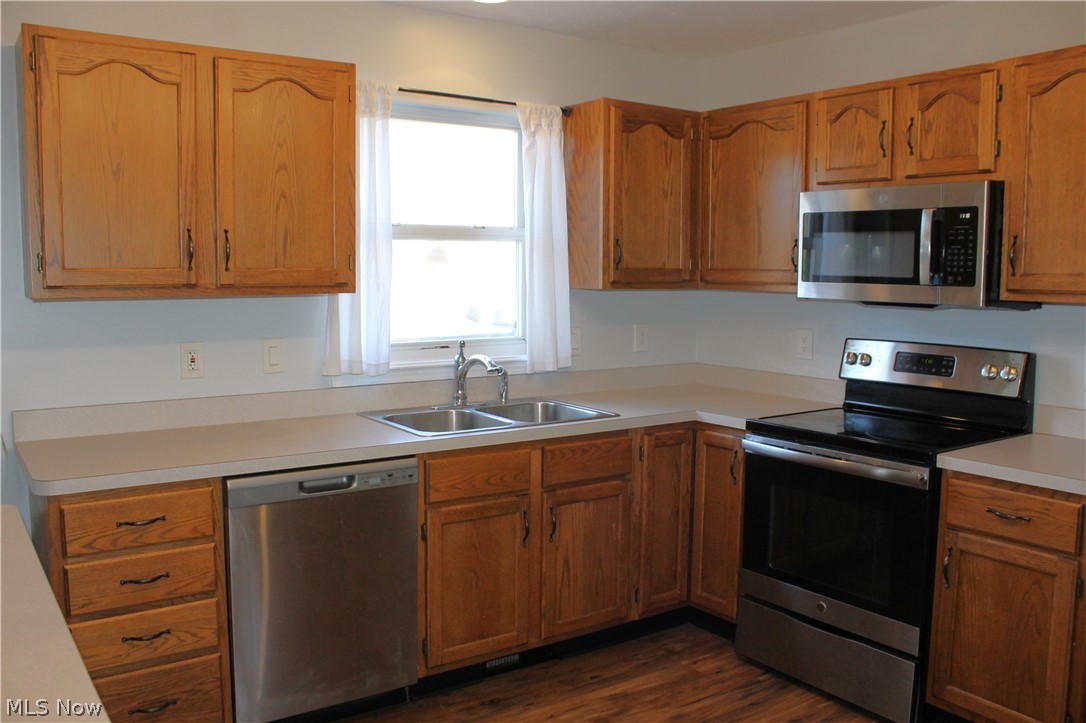 1086 Middlefield Trail Brunswick OH 44212