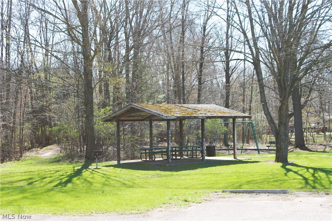 1086 Middlefield Trail Brunswick OH 44212