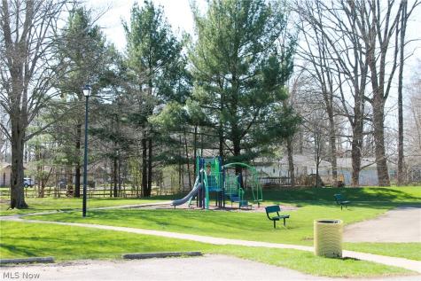 1086 Middlefield Trail Brunswick OH 44212