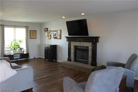 1086 Middlefield Trail Brunswick OH 44212