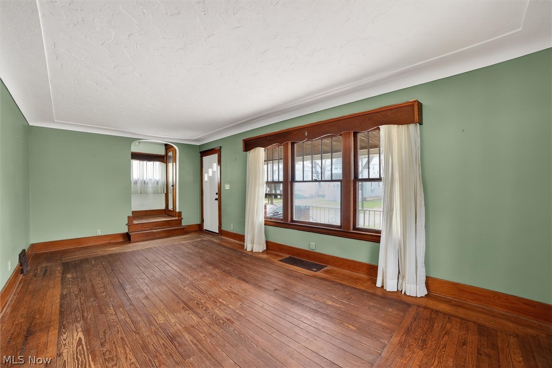 322 W 28th Street Lorain OH 44055