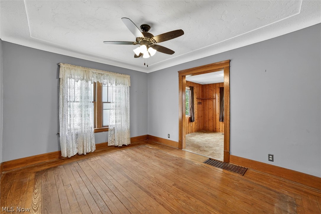 322 W 28th Street Lorain OH 44055