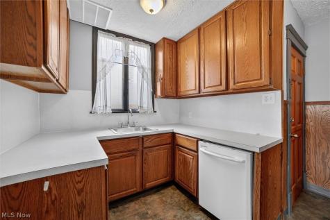 322 W 28th Street Lorain OH 44055