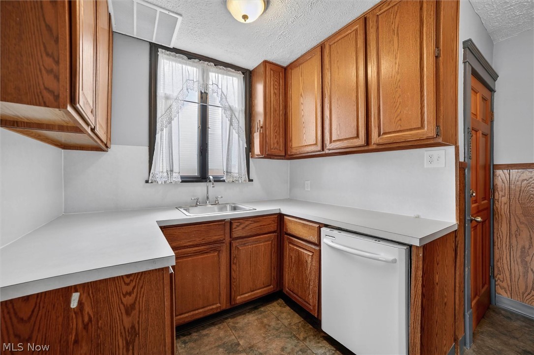 322 W 28th Street Lorain OH 44055