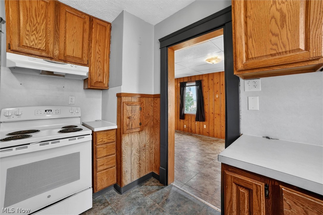 322 W 28th Street Lorain OH 44055