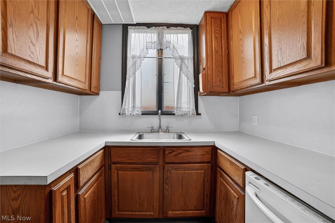 322 W 28th Street Lorain OH 44055
