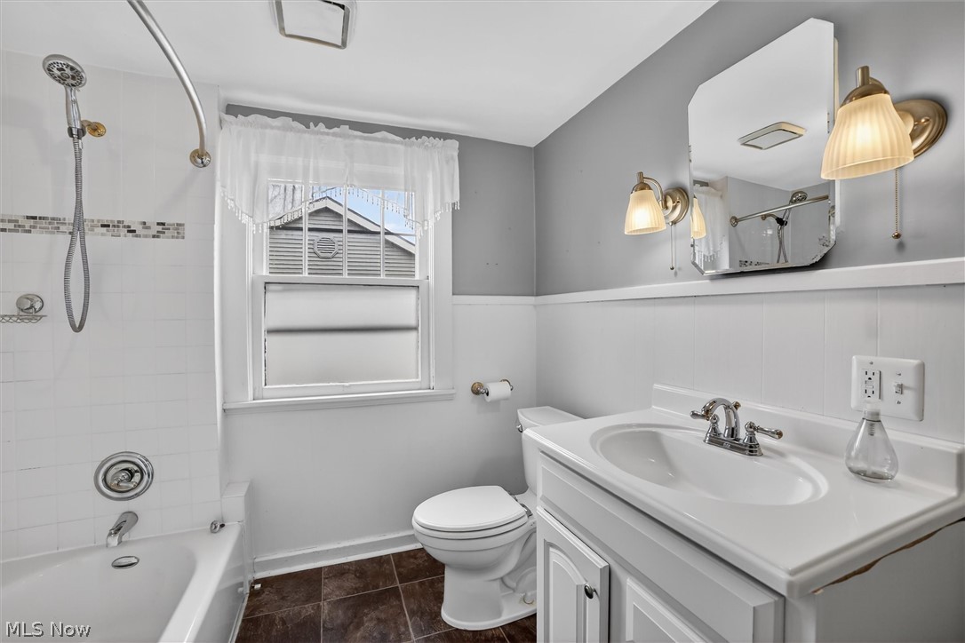 322 W 28th Street Lorain OH 44055