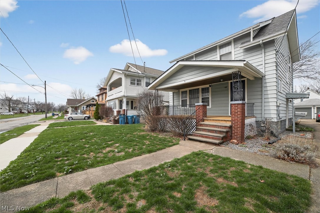 322 W 28th Street Lorain OH 44055