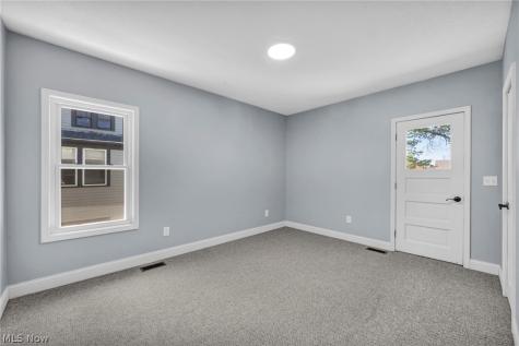 2172 West Boulevard Cleveland OH 44102
