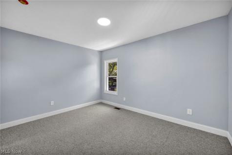 2172 West Boulevard Cleveland OH 44102