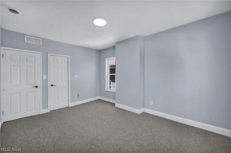 2172 West Boulevard Cleveland OH 44102
