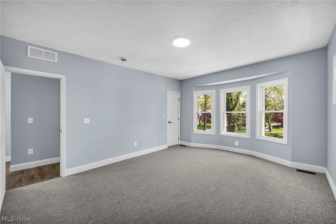 2172 West Boulevard Cleveland OH 44102