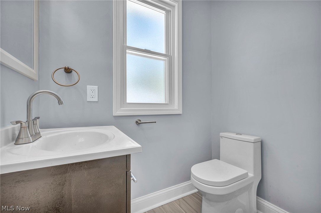2172 West Boulevard Cleveland OH 44102