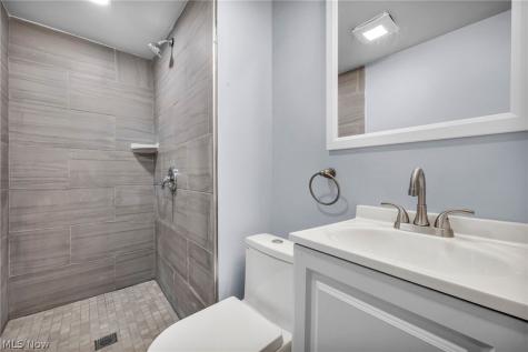 2172 West Boulevard Cleveland OH 44102