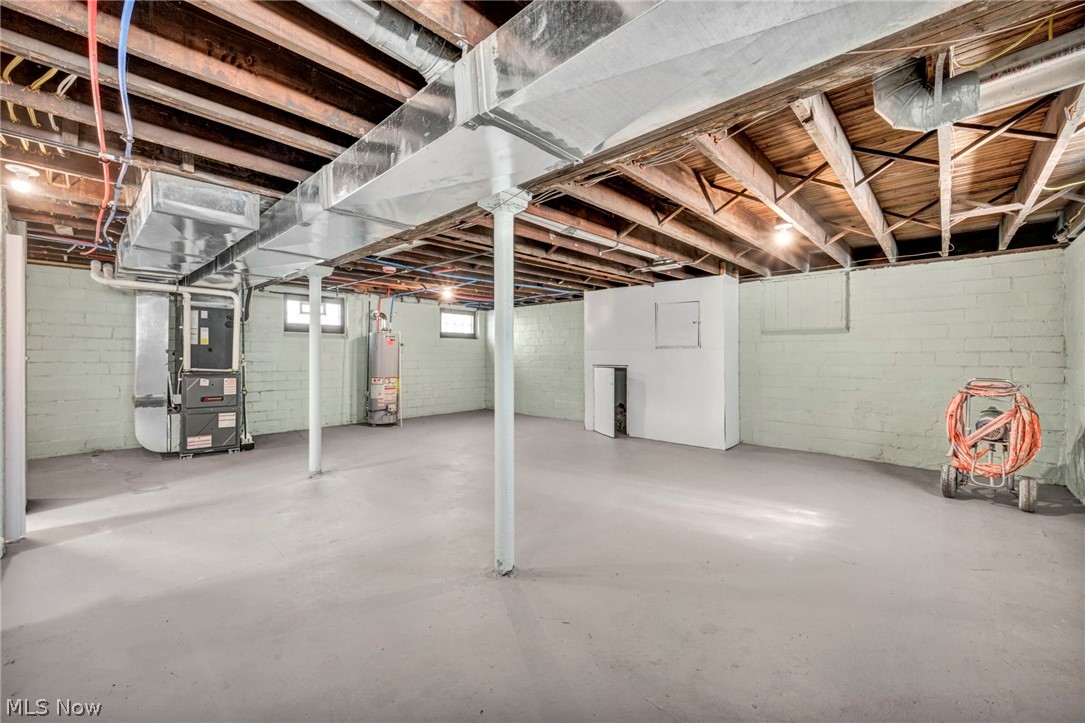 2172 West Boulevard Cleveland OH 44102