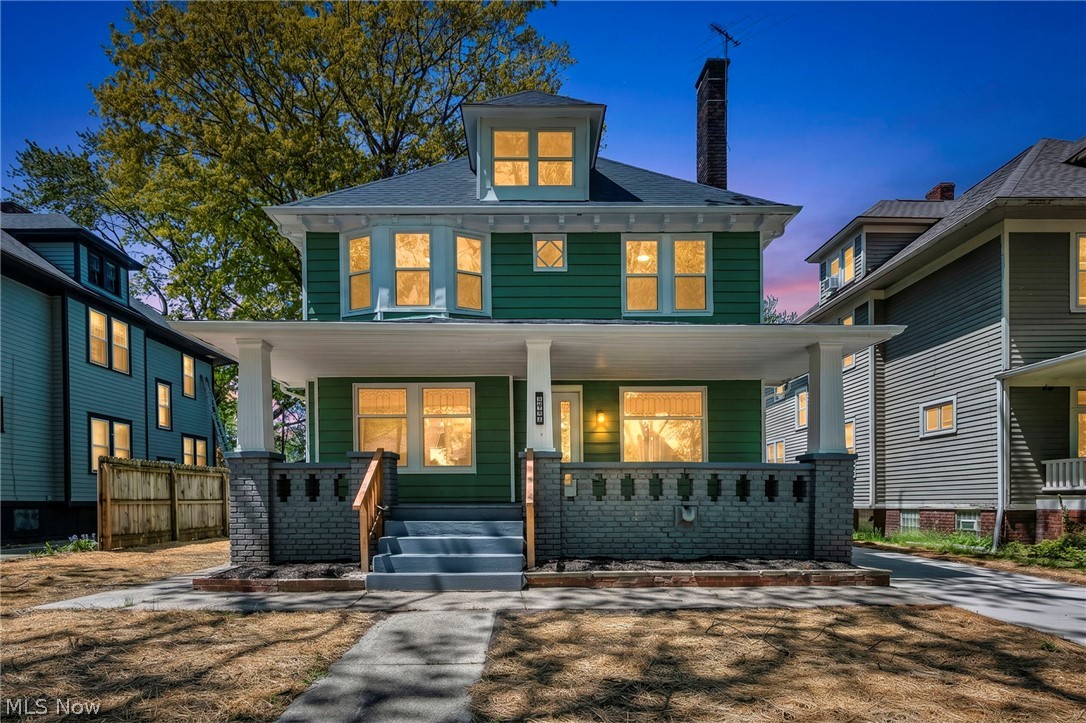 2172 West Boulevard Cleveland OH 44102