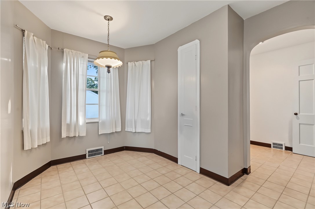 651 Elmwood Road Rocky River OH 44116