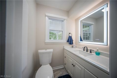 4564 Larkspur Lane Bath OH 44333