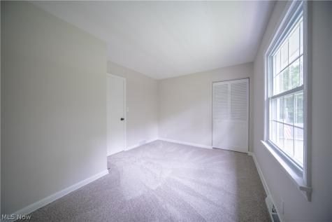 4564 Larkspur Lane Bath OH 44333