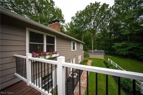 4564 Larkspur Lane Bath OH 44333